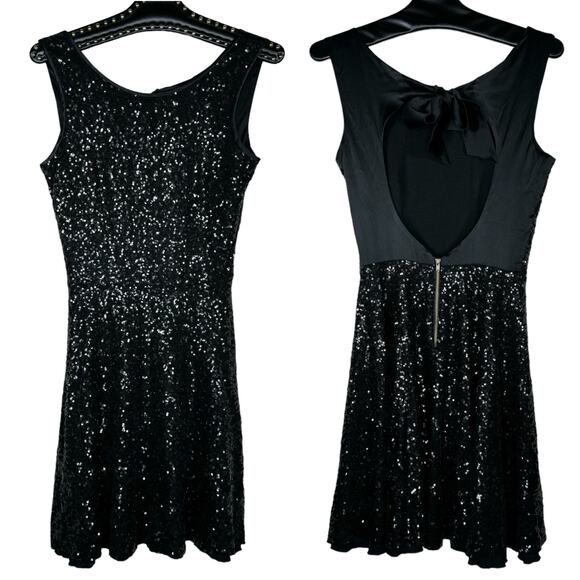 Maria Bianca Nero Dresses & Skirts - Maria Bianca Nero Black Stretch Sequin Circle Mini Dress Small NWT